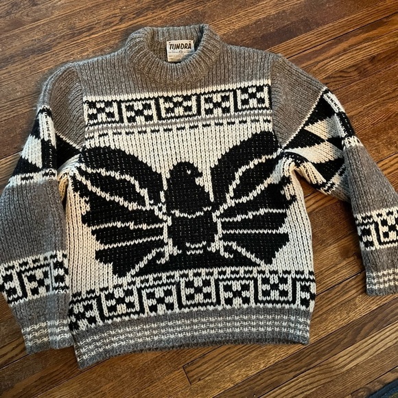 RARE Vintage 80’s Tundra Wool Eagle Knit Sweater - Picture 2 of 4